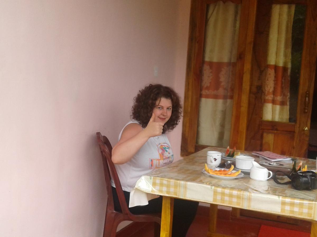 אלה Yoho Nilmini Homestay מראה חיצוני תמונה