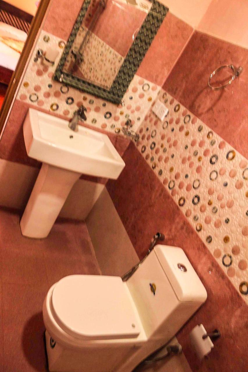 אלה Yoho Nilmini Homestay מראה חיצוני תמונה
